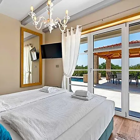 Hotel Grivicic 4*