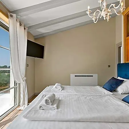 Grivicic Hotel